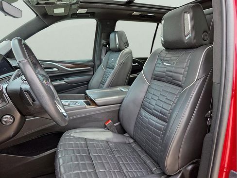 Used 2023 Cadillac Escalade Premium Luxury Platinum AWD/4WD image 15