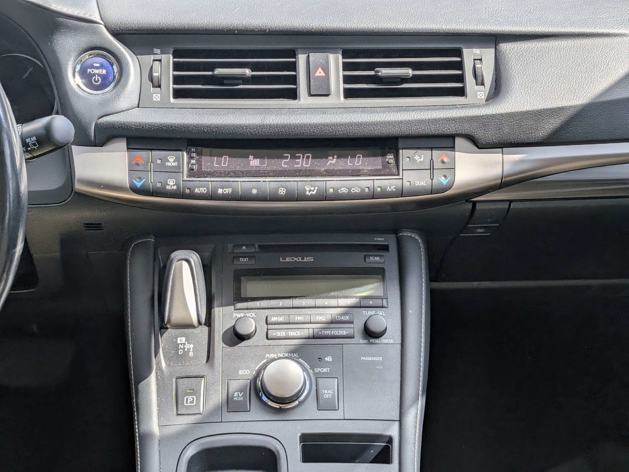 Used 2017 Lexus CT 200h w/ Accessory Package 2 FWD image 18