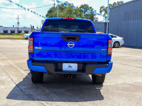 Used 2024 Nissan Frontier SV RWD image 19
