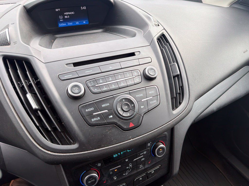 Used 2018 Ford Escape SE FWD image 14