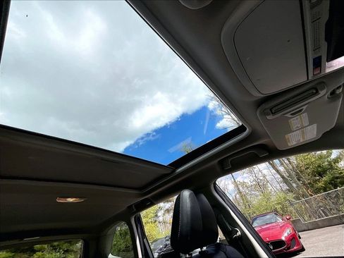 Used 2019 Subaru Forester Limited AWD/4WD image 22