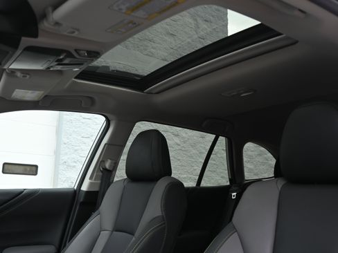 Certified 2025 Subaru Outback Onyx Edition image 29