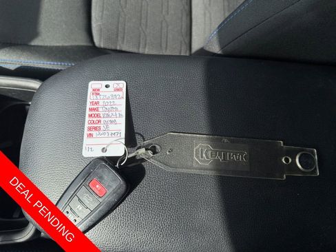 Used 2022 Toyota RAV4 SE w/ Convenience Package image 31