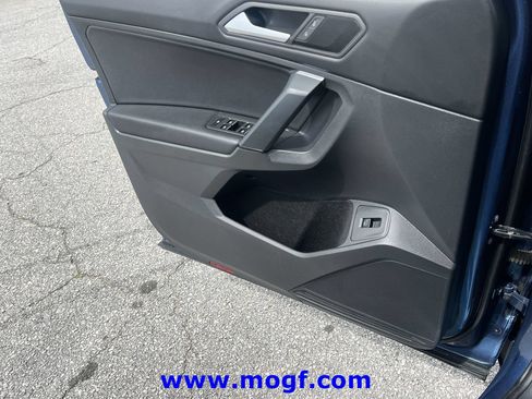 Used 2019 Volkswagen Tiguan SEL FWD image 19