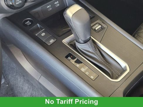 New 2026 Nissan Kicks SV w/ SV Premium Package image 17