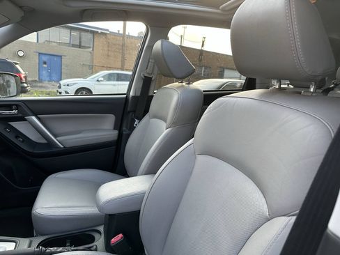 Used 2018 Subaru Forester 2.5i Limited AWD/4WD image 11