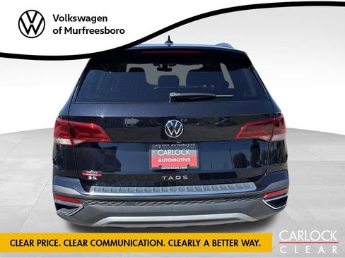 Certified 2023 Volkswagen Taos SE FWD image 7