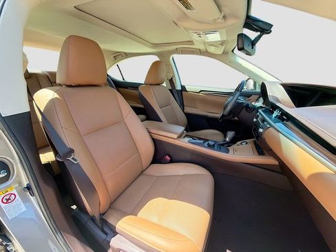 Used 2016 Lexus ES 350 w/ Premium Package w/Wood Trim image 14