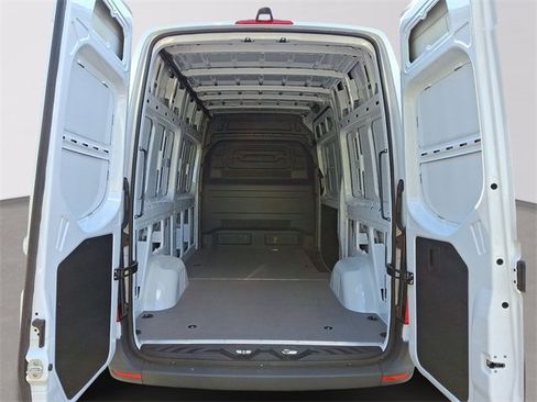 New 2025 Mercedes-Benz Sprinter 2500 image 7