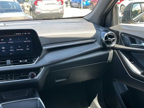 Used 2025 Chevrolet Equinox LT FWD image 35