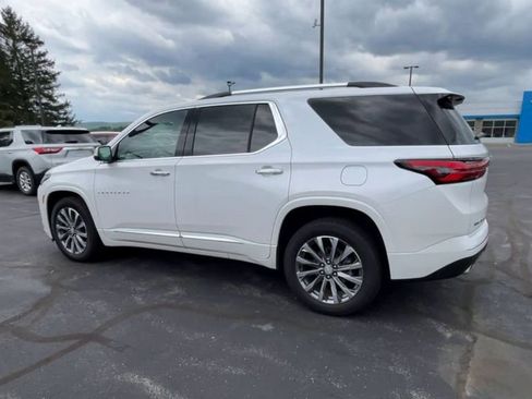 Certified 2023 Chevrolet Traverse Premier w/ LPO, Floor Liner Package AWD/4WD image 6