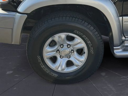 Used 2002 Toyota 4Runner Limited image 34