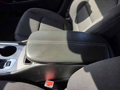 Used 2024 Chevrolet Malibu LT FWD image 12