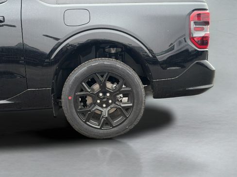New 2026 Ford Maverick Lobo AWD/4WD image 42