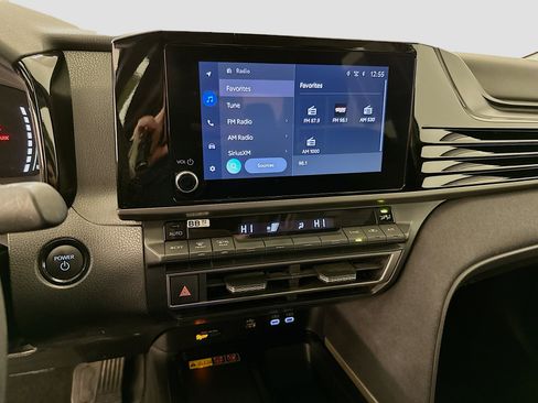 Used 2025 Toyota Camry LE image 26