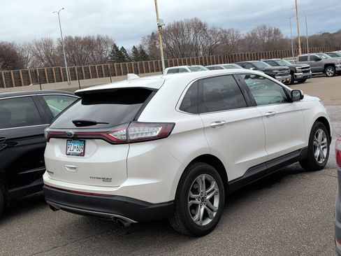 Used 2017 Ford Edge Titanium w/ Technology Package image 2