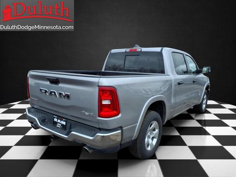 Used 2025 RAM 1500 Big Horn AWD/4WD image 5