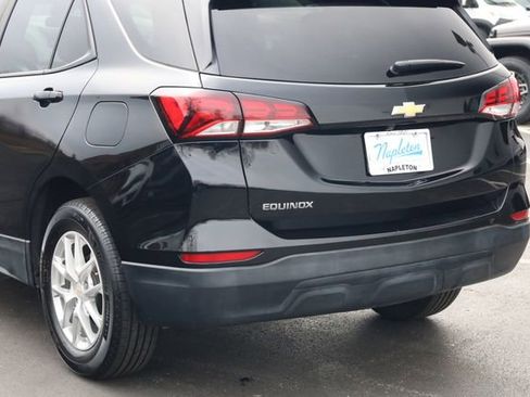Used 2022 Chevrolet Equinox LS w/ LS Convenience Package image 7