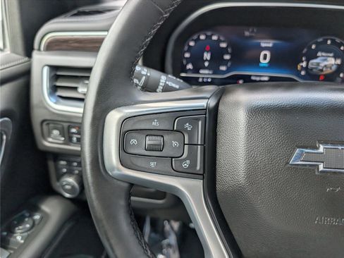 Used 2023 Chevrolet Tahoe Z71 w/ Luxury Package AWD/4WD image 27