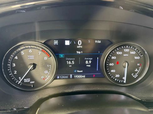 Used 2024 Cadillac XT6 Sport w/ LPO, ONYX Package image 14