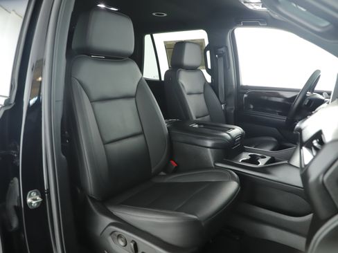 Used 2024 Chevrolet Tahoe LT image 17