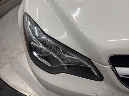 Used 2016 Mercedes-Benz E 400 Cabriolet image 10