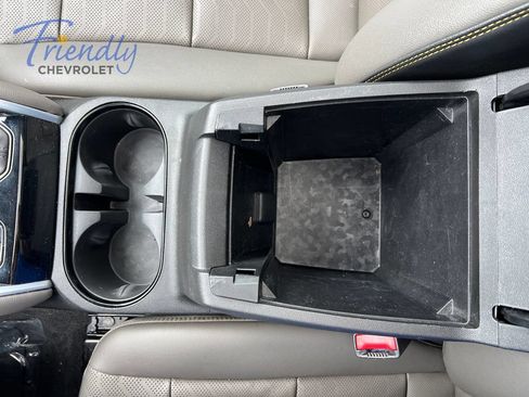 Used 2023 Chevrolet Colorado ZR2 w/ ZR2 Convenience Package III AWD/4WD image 23