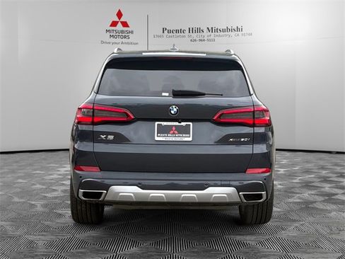 Used 2019 BMW X5 xDrive50i w/ Parking Assistance Package image 5