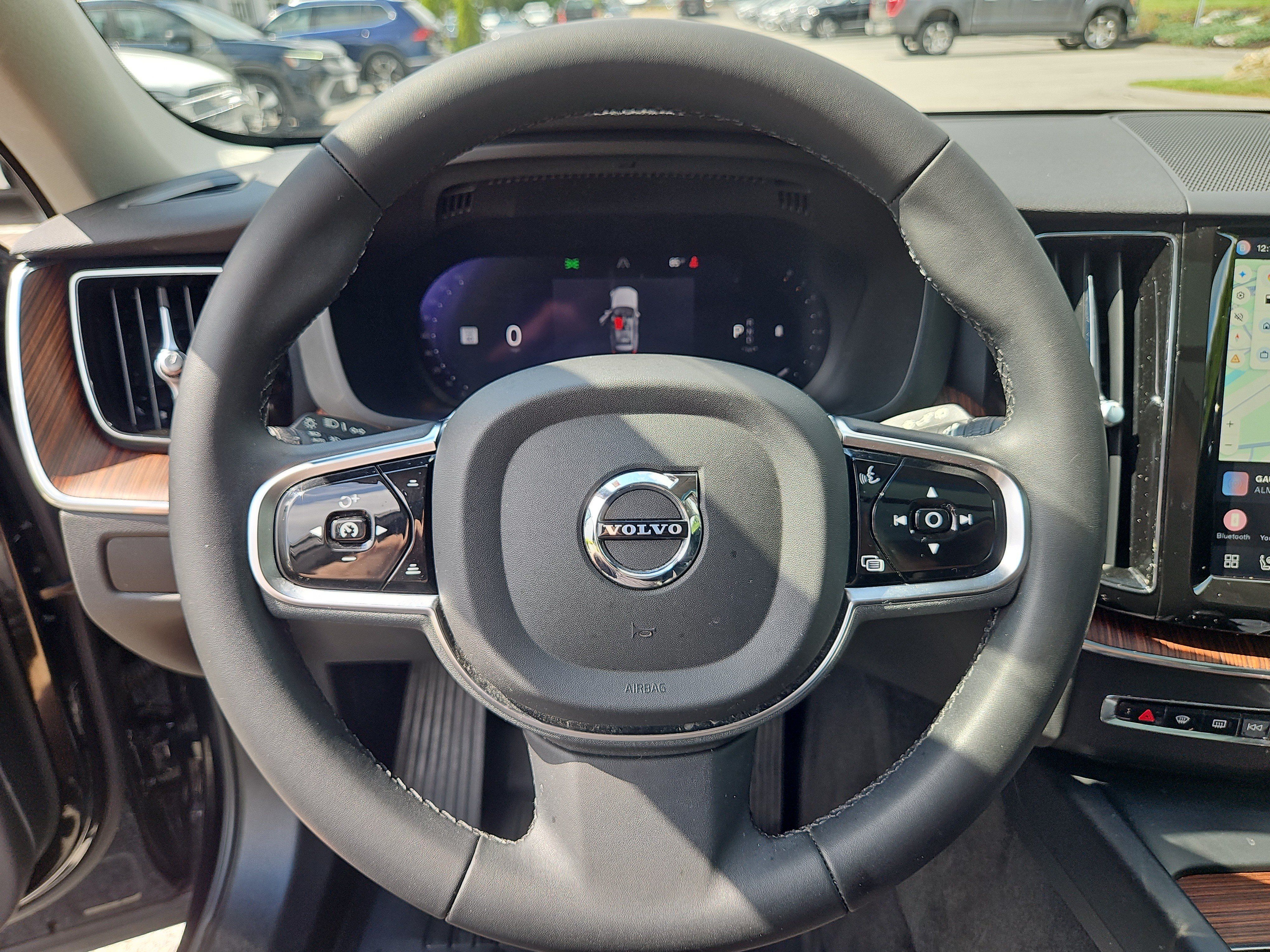Used 2024 Volvo XC60 B5 Plus w/ Protection Package Premier AWD/4WD image 24
