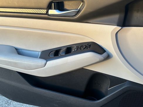 Certified 2024 Nissan Altima 2.5 SV image 27