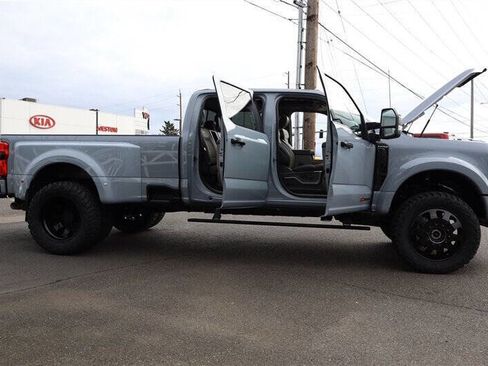 Used 2025 Ford F450 Platinum w/ Platinum Plus Package image 38