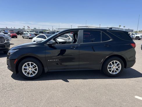 Used 2023 Chevrolet Equinox LS w/ LPO, Cargo Package FWD image 2