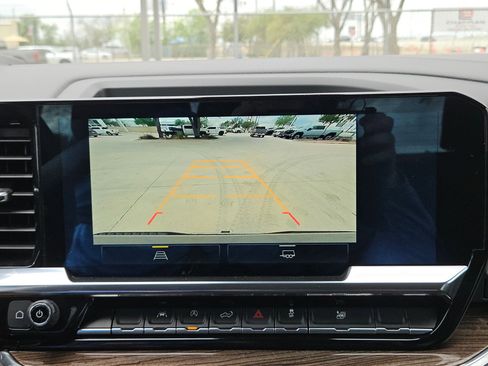 Certified 2025 Chevrolet Silverado 1500 LT image 18