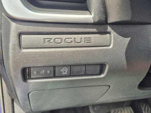 Certified 2023 Nissan Rogue S FWD image 29