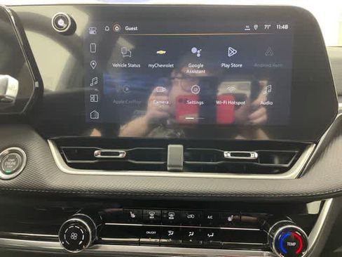 New 2026 Chevrolet Equinox LT AWD/4WD image 3
