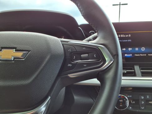 Used 2024 Chevrolet Trax LT w/ Driver Confidence Package image 16