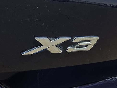 Used 2023 BMW X3 xDrive30i w/ Premium Package AWD/4WD image 7