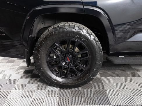 Used 2024 Toyota Sequoia SR5 w/ SR5 Premium Package AWD/4WD image 44
