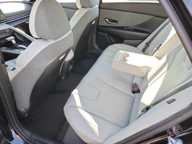 New 2026 Hyundai Elantra SEL Sport FWD image 26