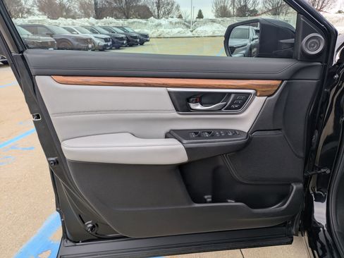 Certified 2022 Honda CR-V Touring image 11
