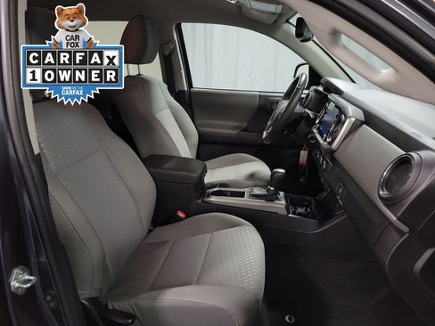 Used 2022 Toyota Tacoma SR5 image 24