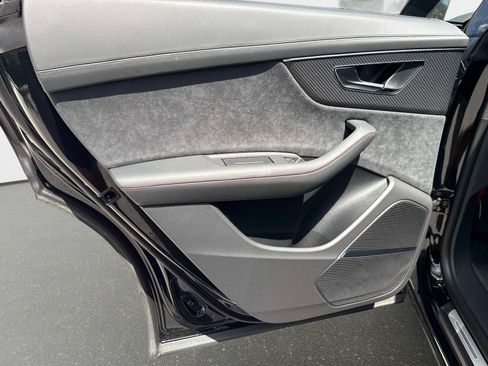 New 2026 Audi SQ8 Prestige AWD/4WD image 8