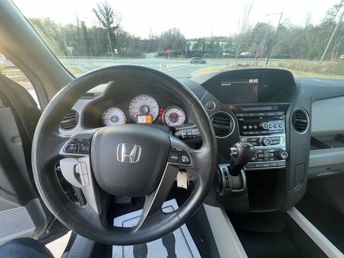 Used 2013 Honda Pilot LX image 10