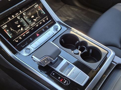 New 2026 Audi Q8 Premium Plus image 23