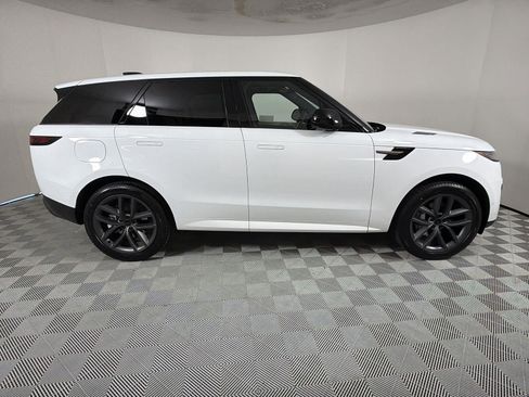 New 2026 Land Rover Range Rover Sport SE image 5