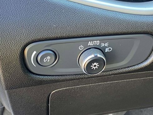 Used 2024 Chevrolet Malibu LT image 9