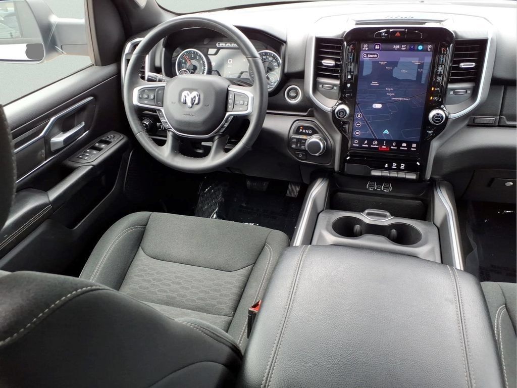 Used 2025 RAM 1500 Big Horn AWD/4WD image 6