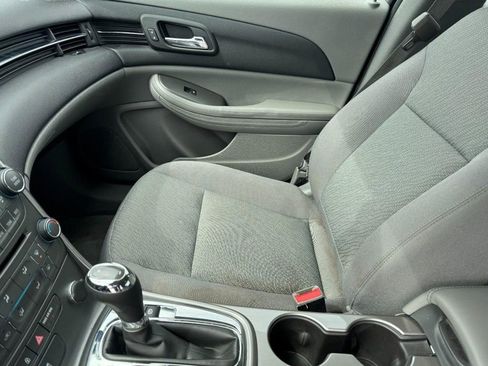 Used 2013 Chevrolet Malibu LS image 13