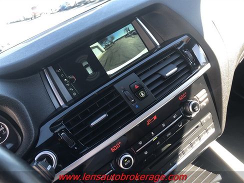 Used 2017 BMW X3 xDrive28i AWD/4WD image 14