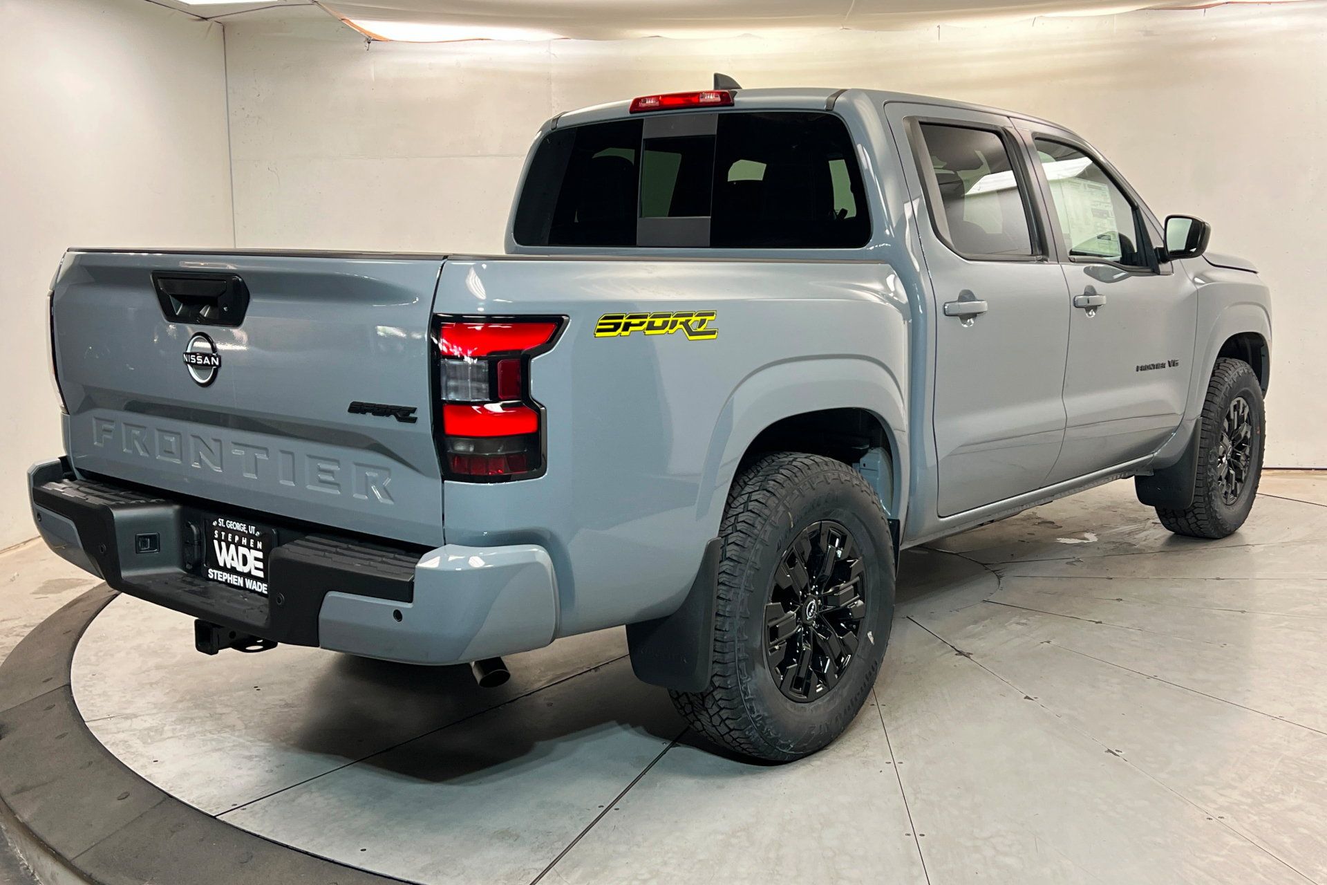 New 2027 Nissan Frontier SV w/ SV Convenience Package AWD/4WD image 5
